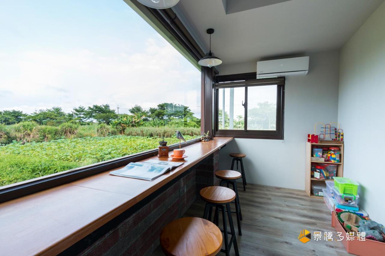Water Bird Family Apartment Toucheng Exterior photo