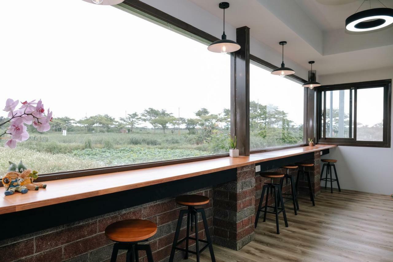 Water Bird Family Apartment Toucheng Exterior photo